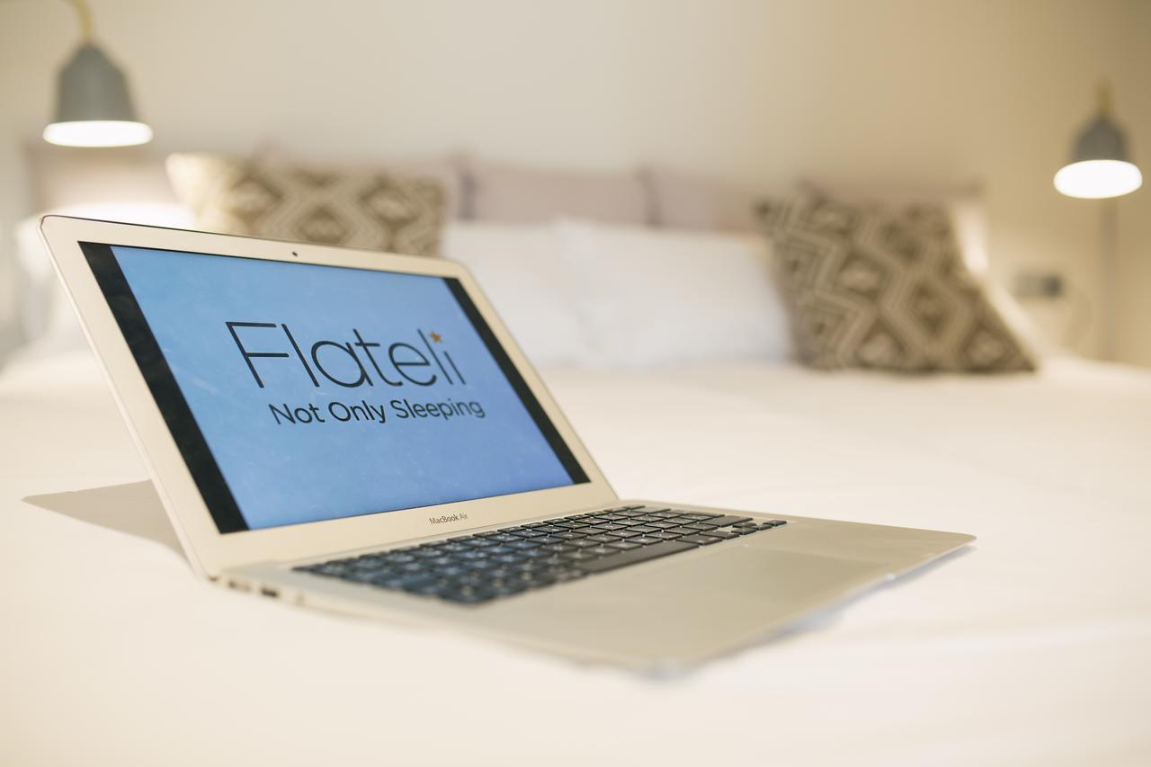 Flateli -Plaça Catalunya 3-2 Girona Exterior foto